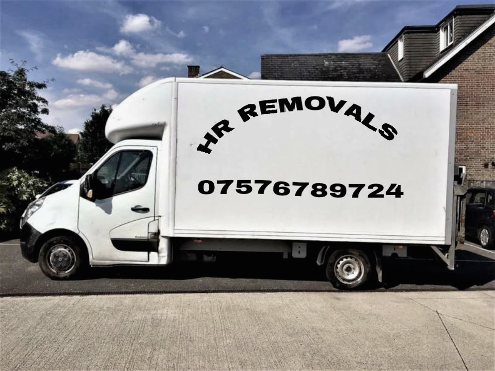 The HR Removals Luton van, Croydon